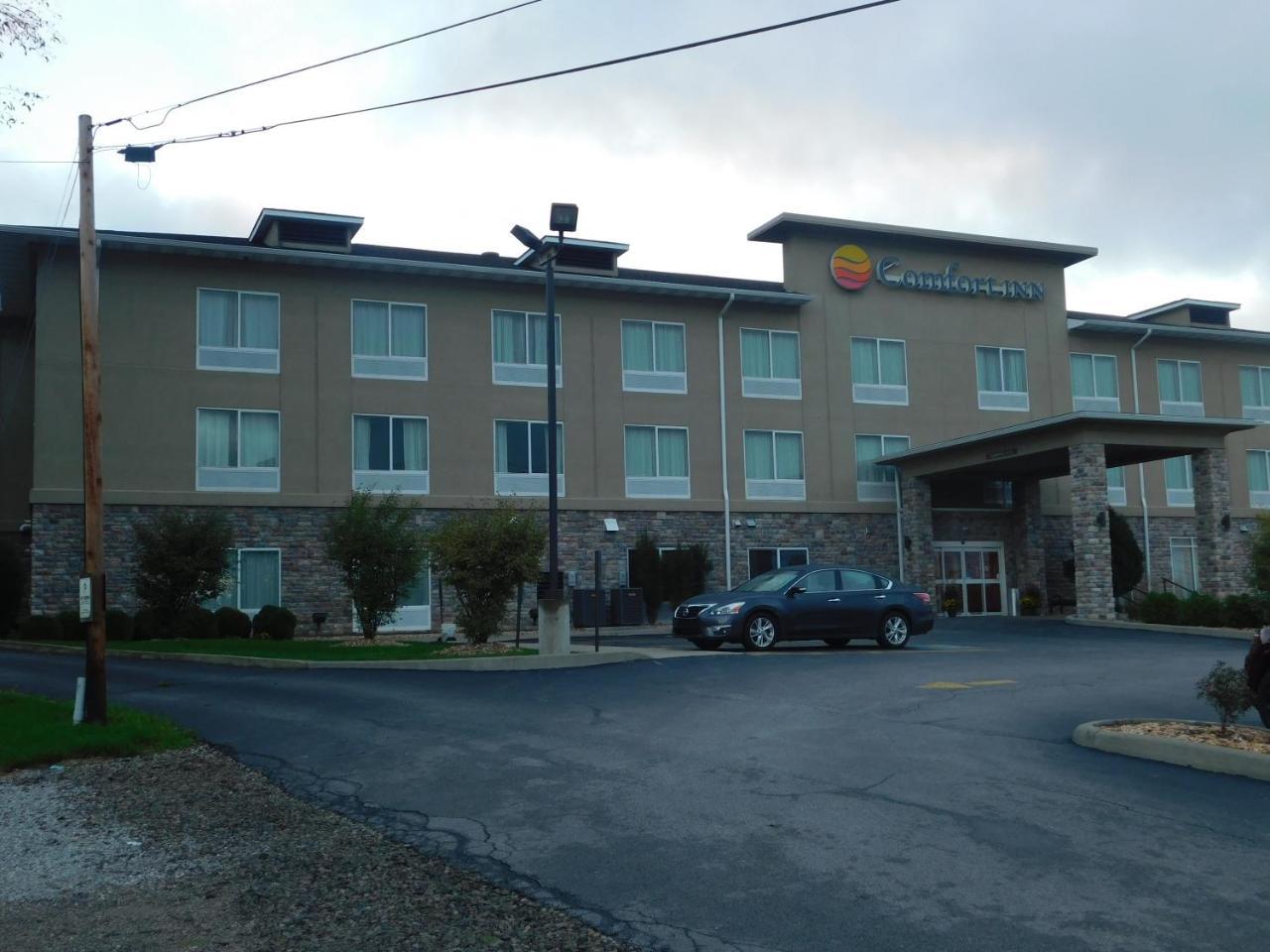 Comfort Inn St. Clairsville Eksteriør billede